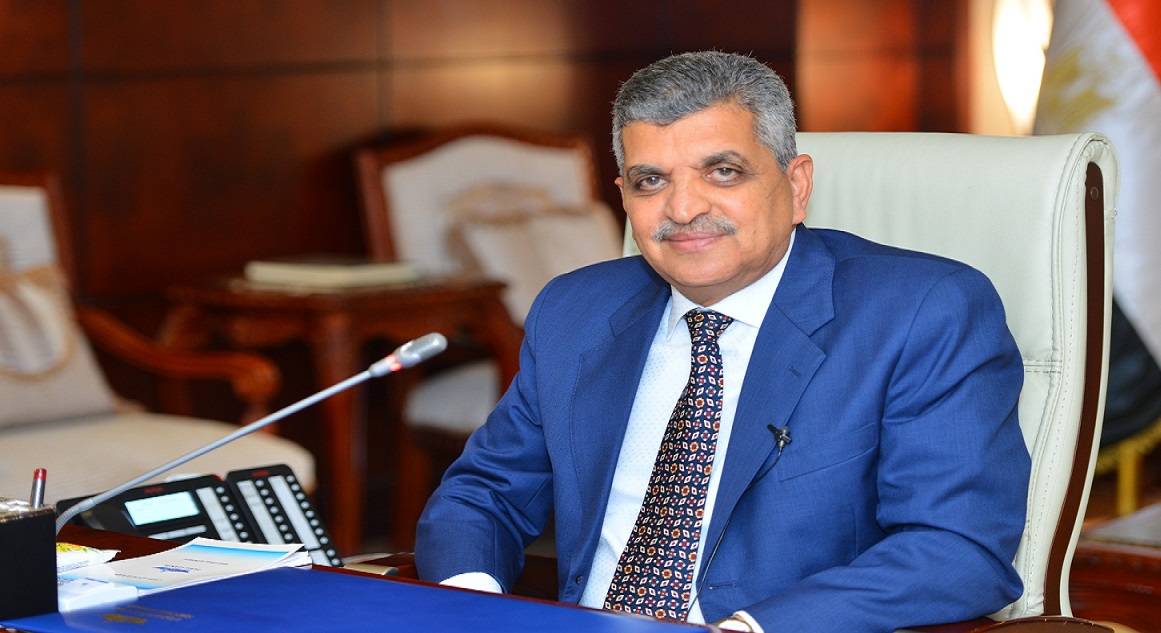 أسامة ربيع ضمن قائمة أفضل 100 شخصية مؤثرة بقطاع النقل البحري عالمياً 